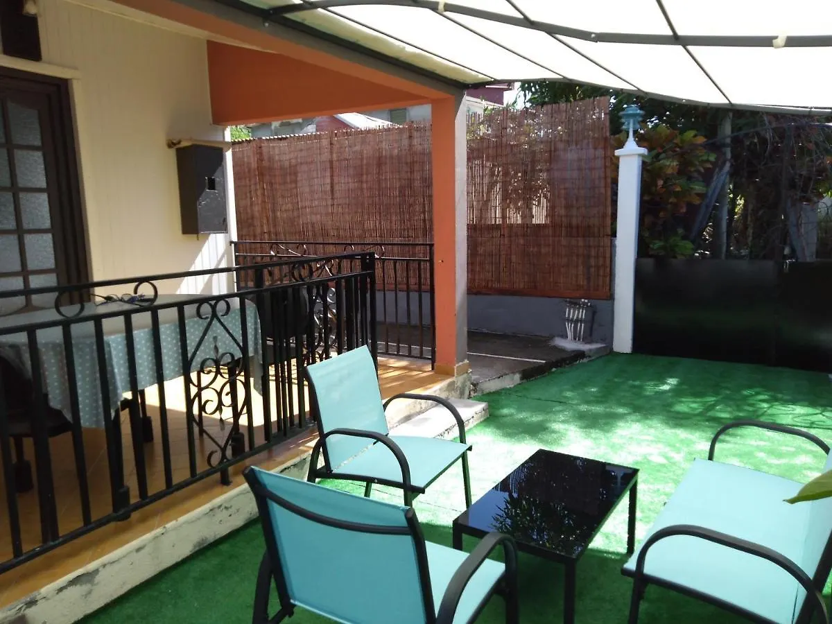 Residence Matho - Nonni Bouillante